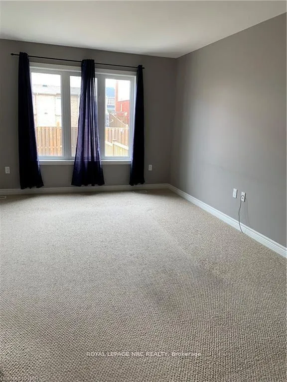 Photo 6 of 6394 Shapton Crescent, Niagara Falls, Forestview — HOMEH