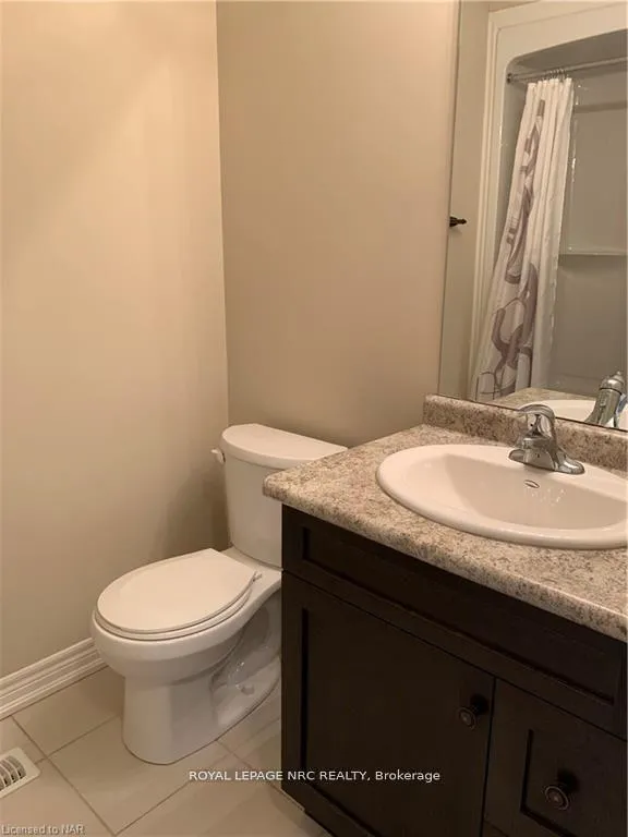 Photo 16 of 6394 Shapton Crescent, Niagara Falls, Forestview — HOMEH