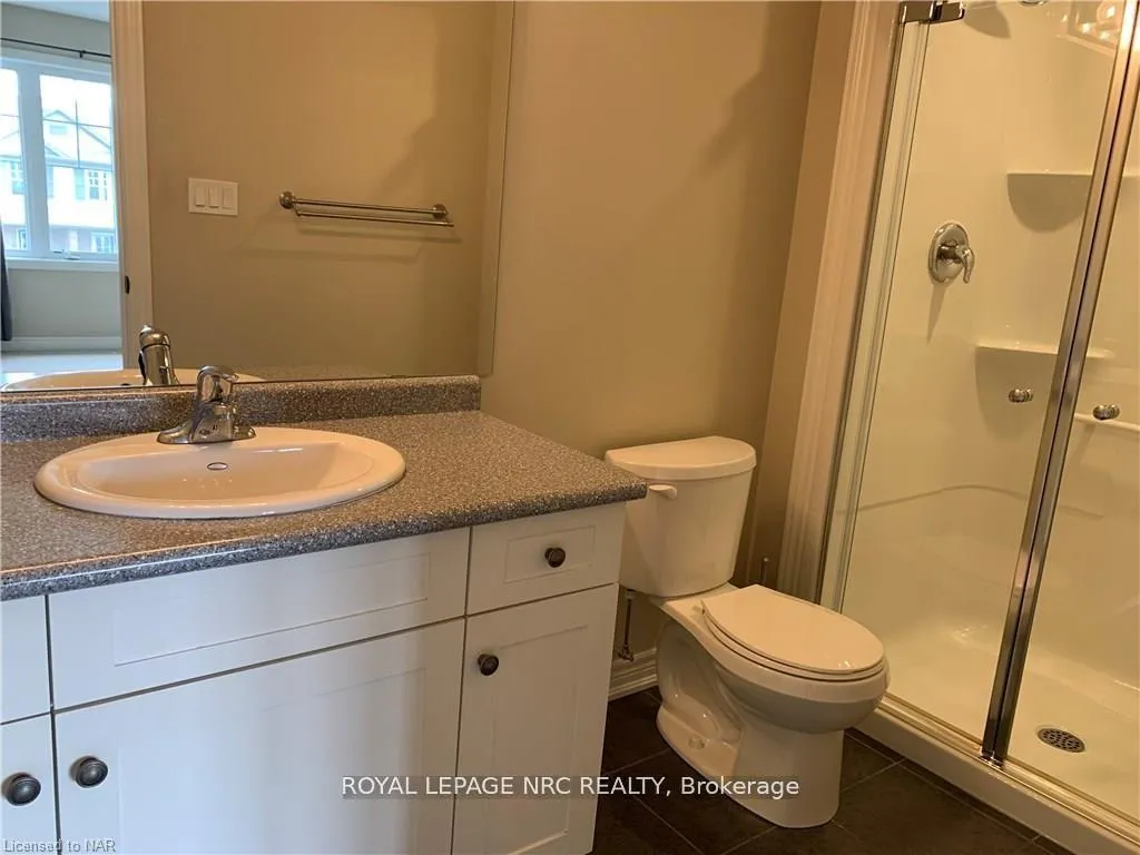Photo 17 of 6394 Shapton Crescent, Niagara Falls, Forestview — HOMEH