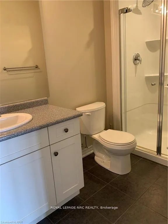Photo 18 of 6394 Shapton Crescent, Niagara Falls, Forestview — HOMEH