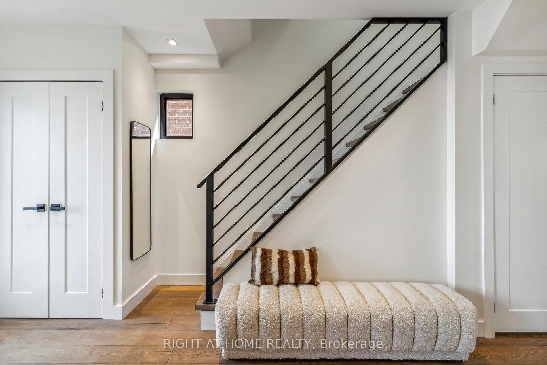 Photo 3 of 141 O'Connor Drive, Toronto, East York — HOMEH