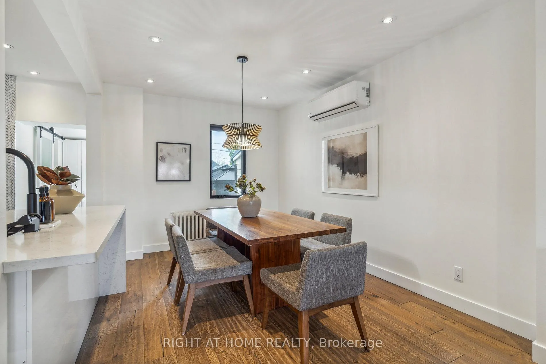 Photo 11 of 141 O'Connor Drive, Toronto, East York — HOMEH