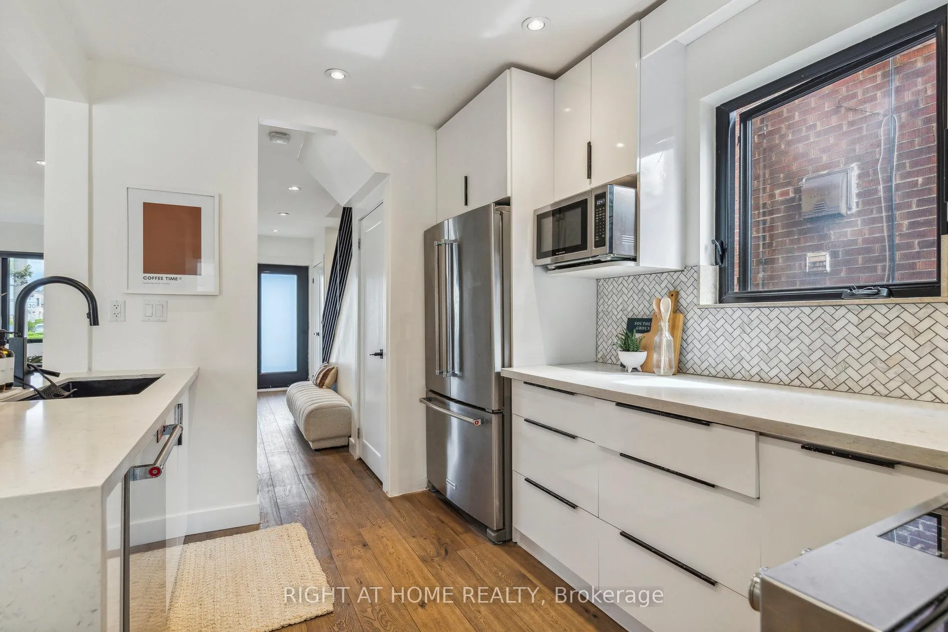 Photo 16 of 141 O'Connor Drive, Toronto, East York — HOMEH