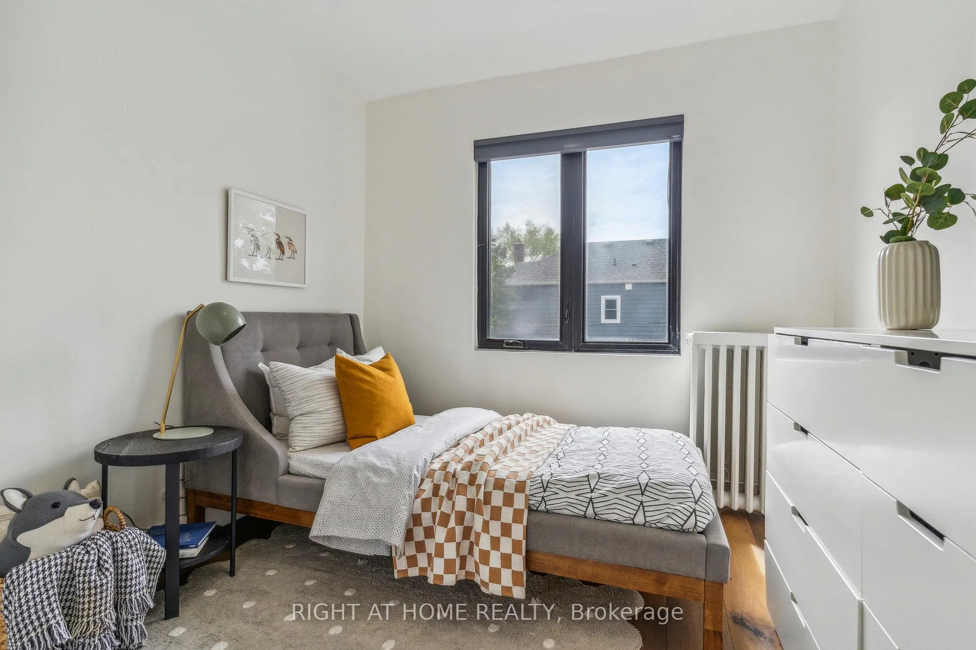 Photo 29 of 141 O'Connor Drive, Toronto, East York — HOMEH