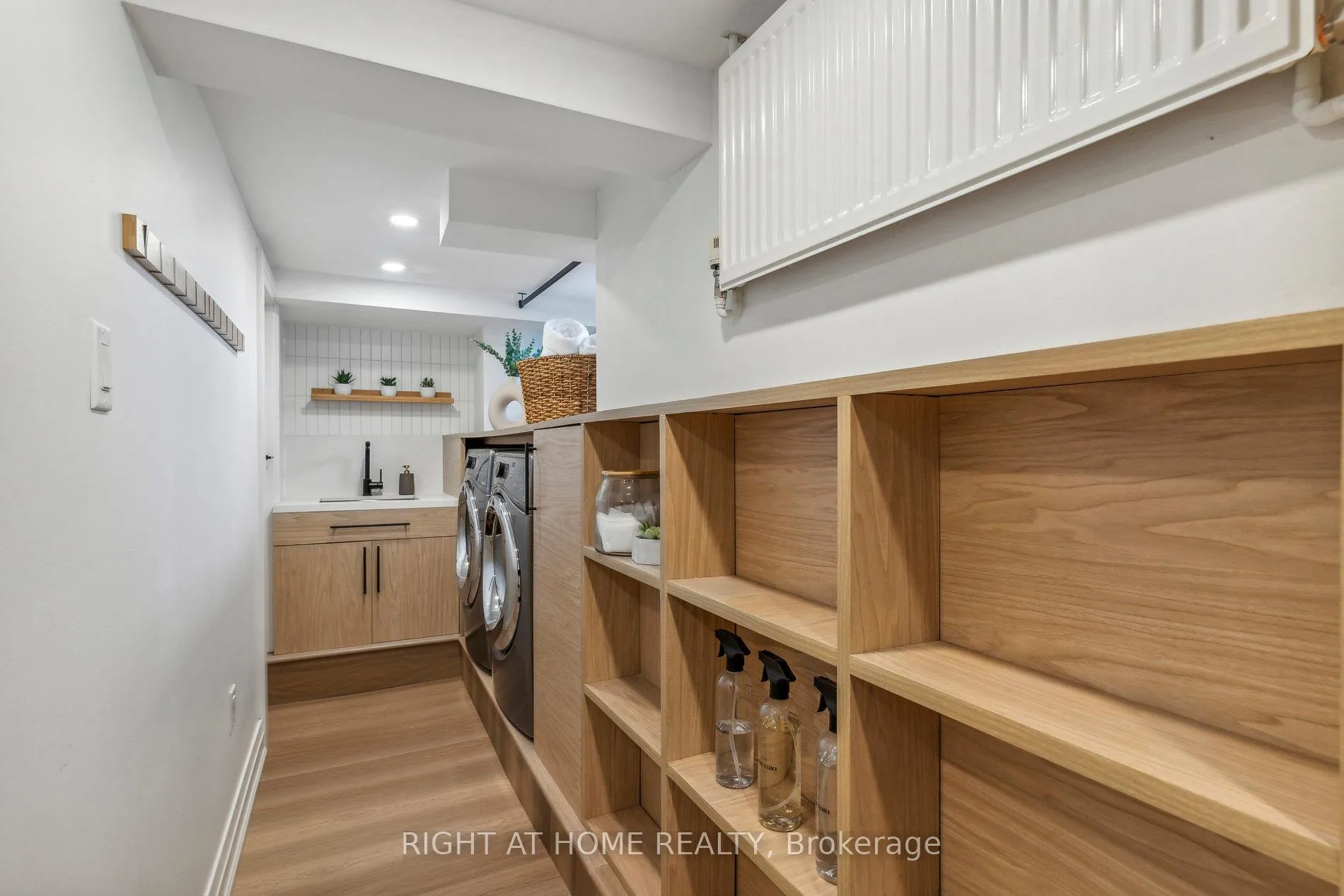Photo 32 of 141 O'Connor Drive, Toronto, East York — HOMEH
