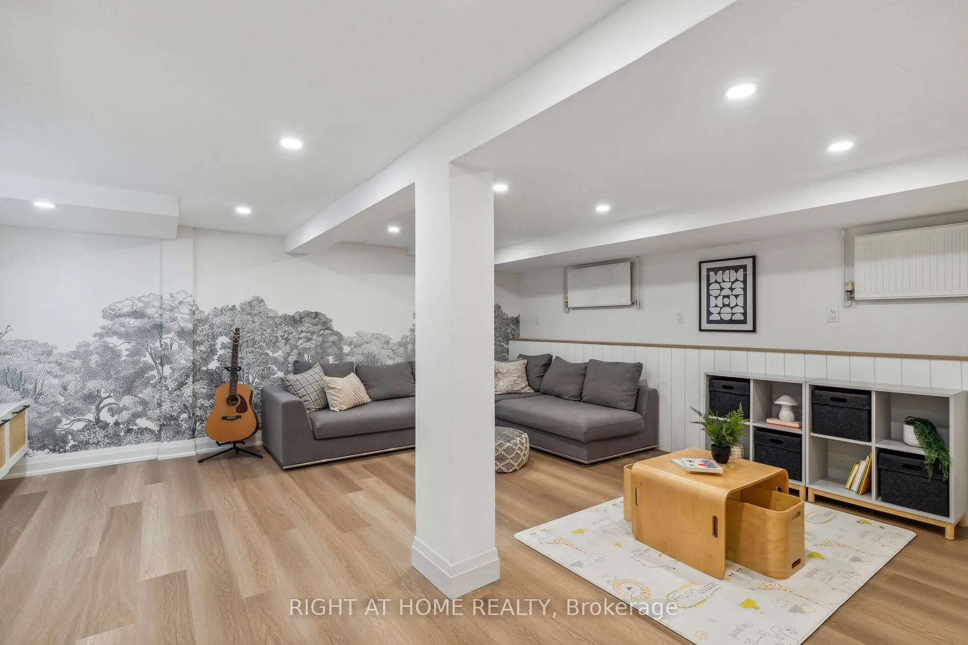Photo 34 of 141 O'Connor Drive, Toronto, East York — HOMEH