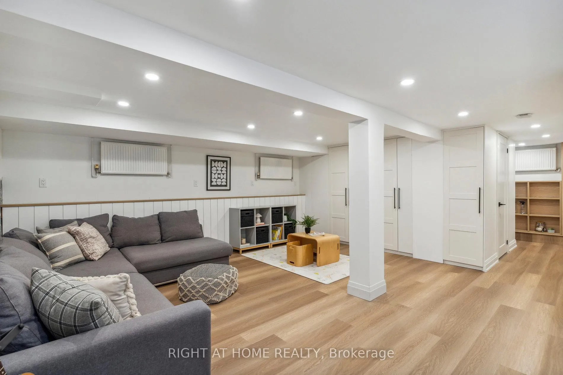Photo 36 of 141 O'Connor Drive, Toronto, East York — HOMEH