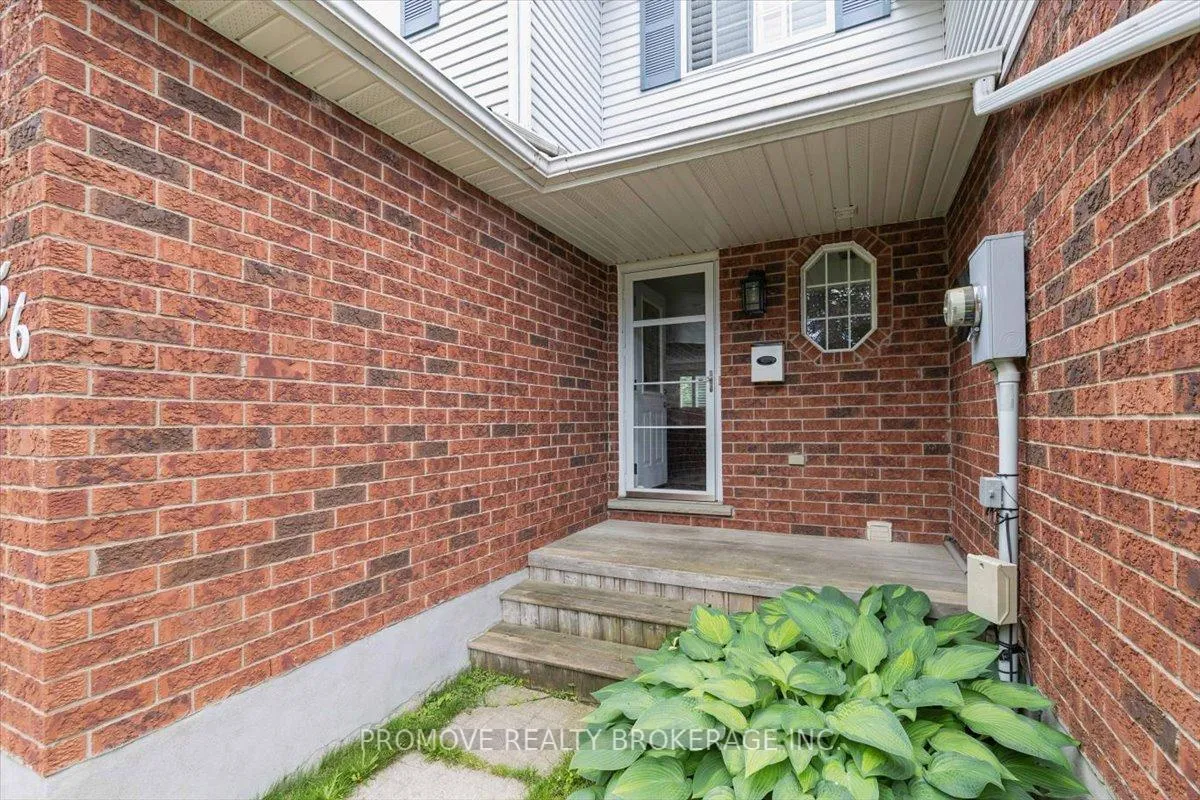 Photo 4 of 256 Tait Crescent, Centre Wellington, Fergus — HOMEH