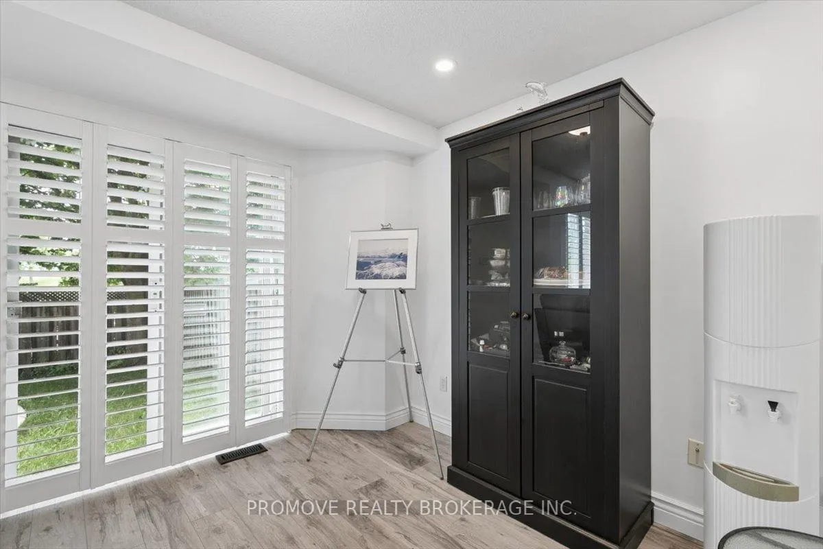 Photo 17 of 256 Tait Crescent, Centre Wellington, Fergus — HOMEH