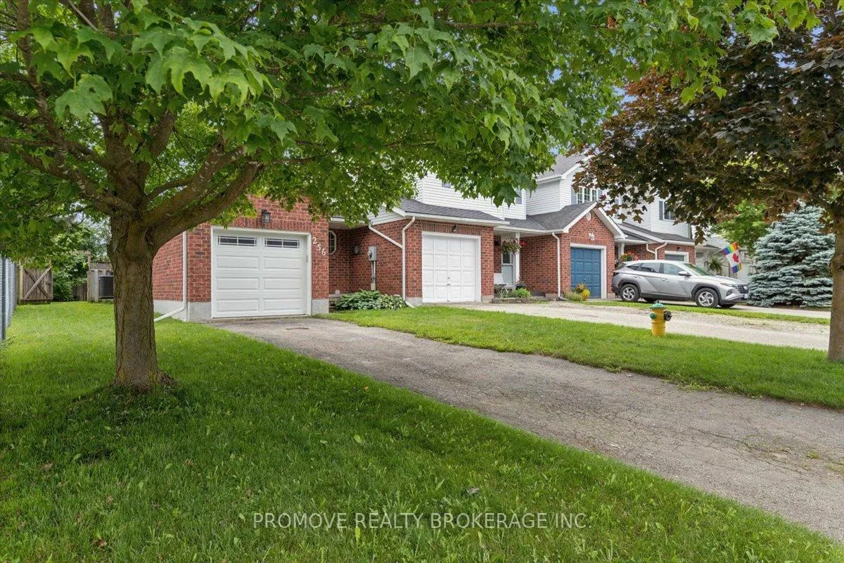 Photo 33 of 256 Tait Crescent, Centre Wellington, Fergus — HOMEH