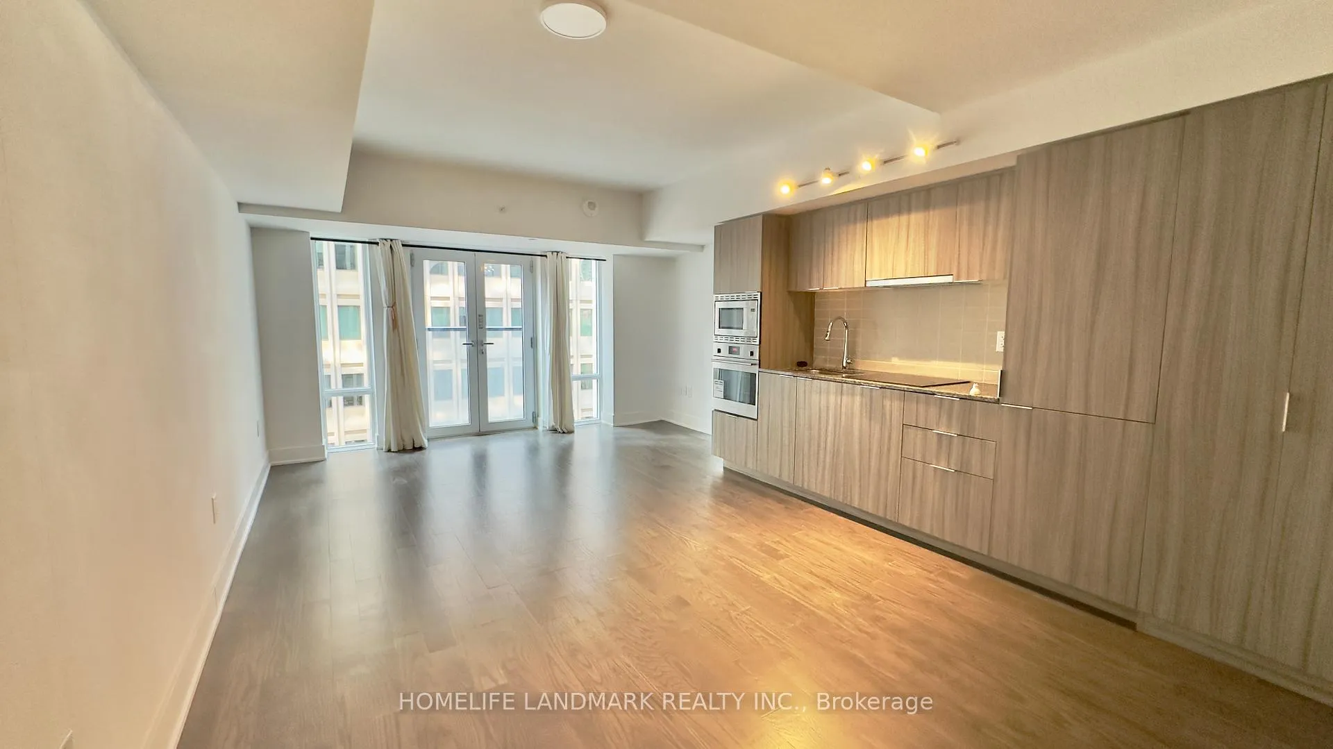 Photo 1 of Unit 621, 955 Bay Street, Toronto, Bay Street Corridor — HOMEH