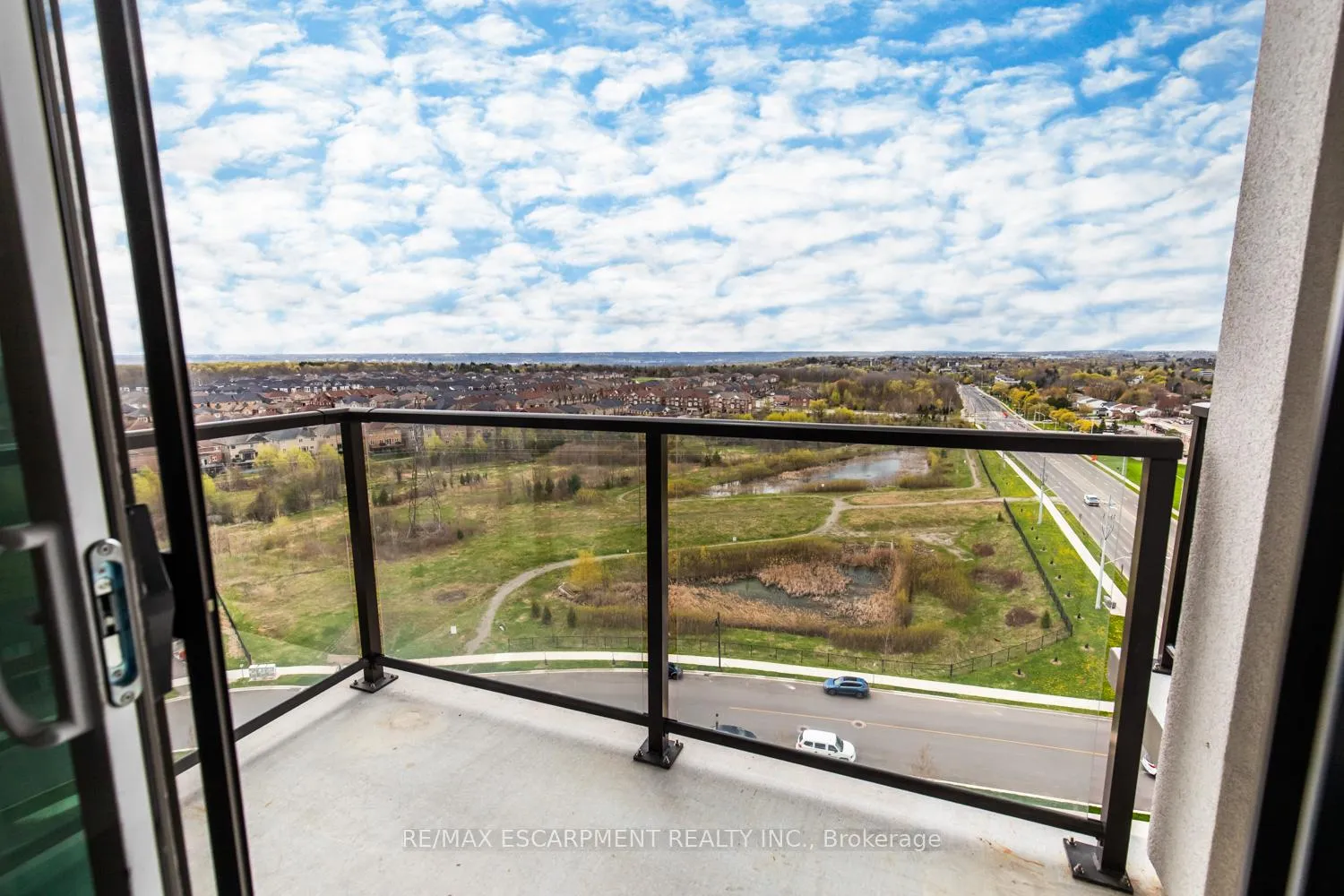 Photo 13 of Unit 1113, 450 Dundas Street E, Hamilton, Waterdown — HOMEH