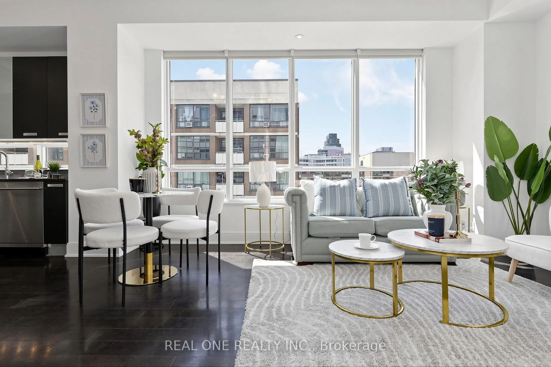 Photo 12 of Unit 1603, 21 Balmuto Street, Toronto, Bay Street Corridor — HOMEH