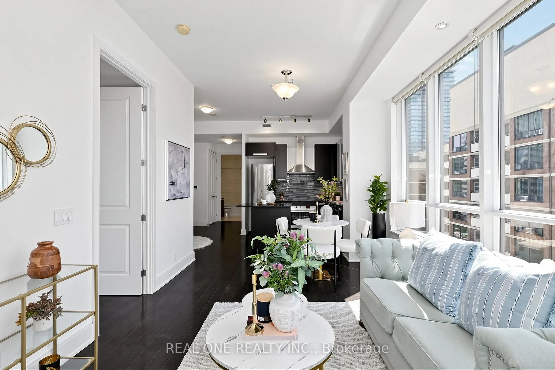 Photo 14 of Unit 1603, 21 Balmuto Street, Toronto, Bay Street Corridor — HOMEH