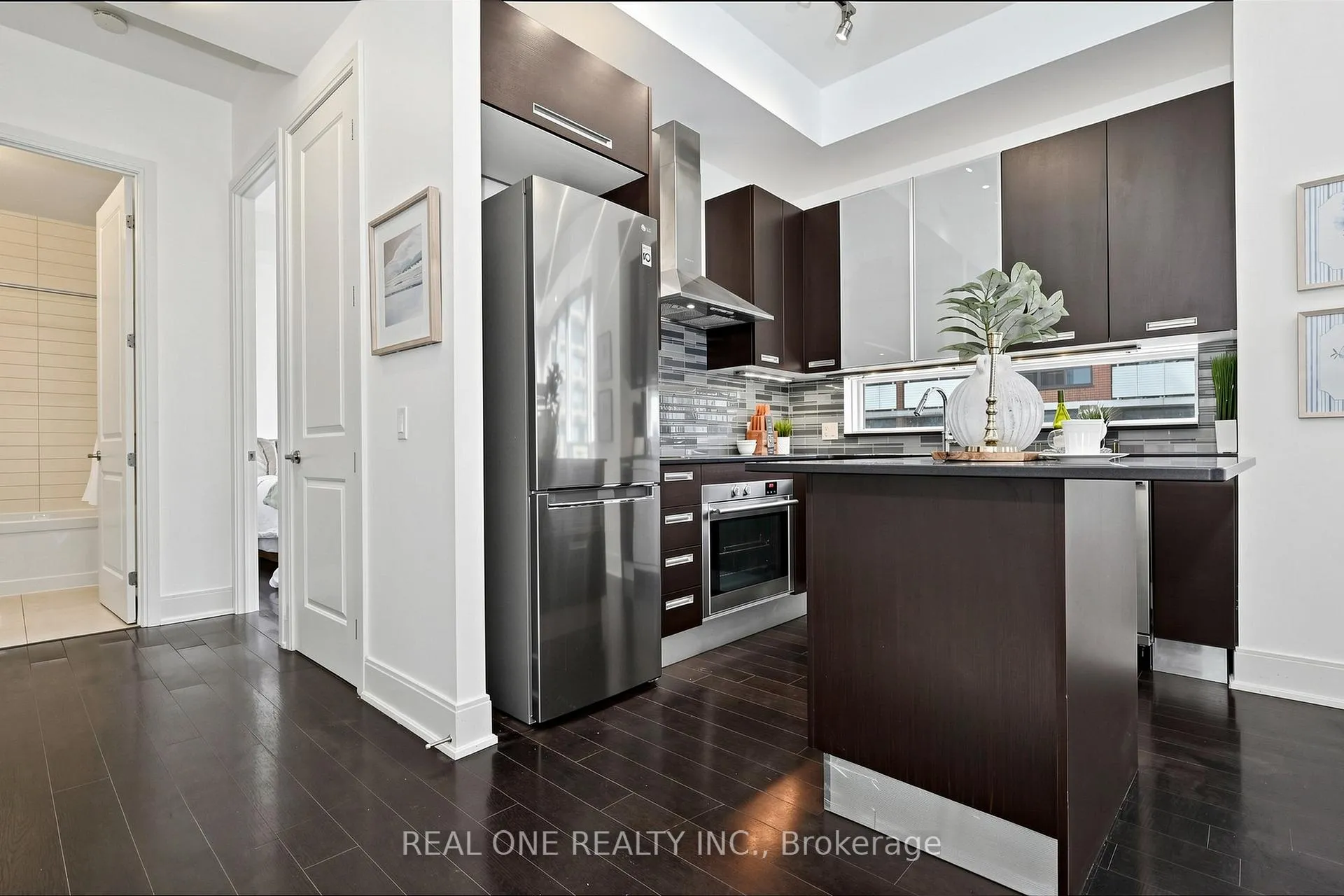 Photo 21 of Unit 1603, 21 Balmuto Street, Toronto, Bay Street Corridor — HOMEH