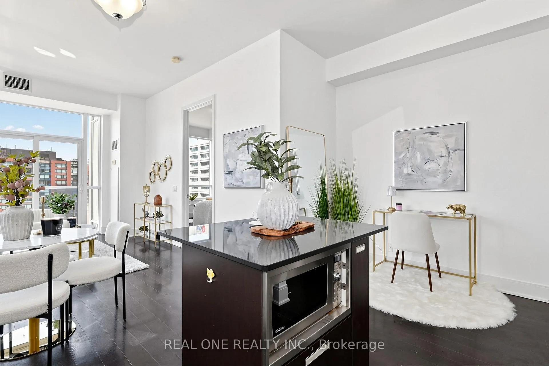 Photo 22 of Unit 1603, 21 Balmuto Street, Toronto, Bay Street Corridor — HOMEH