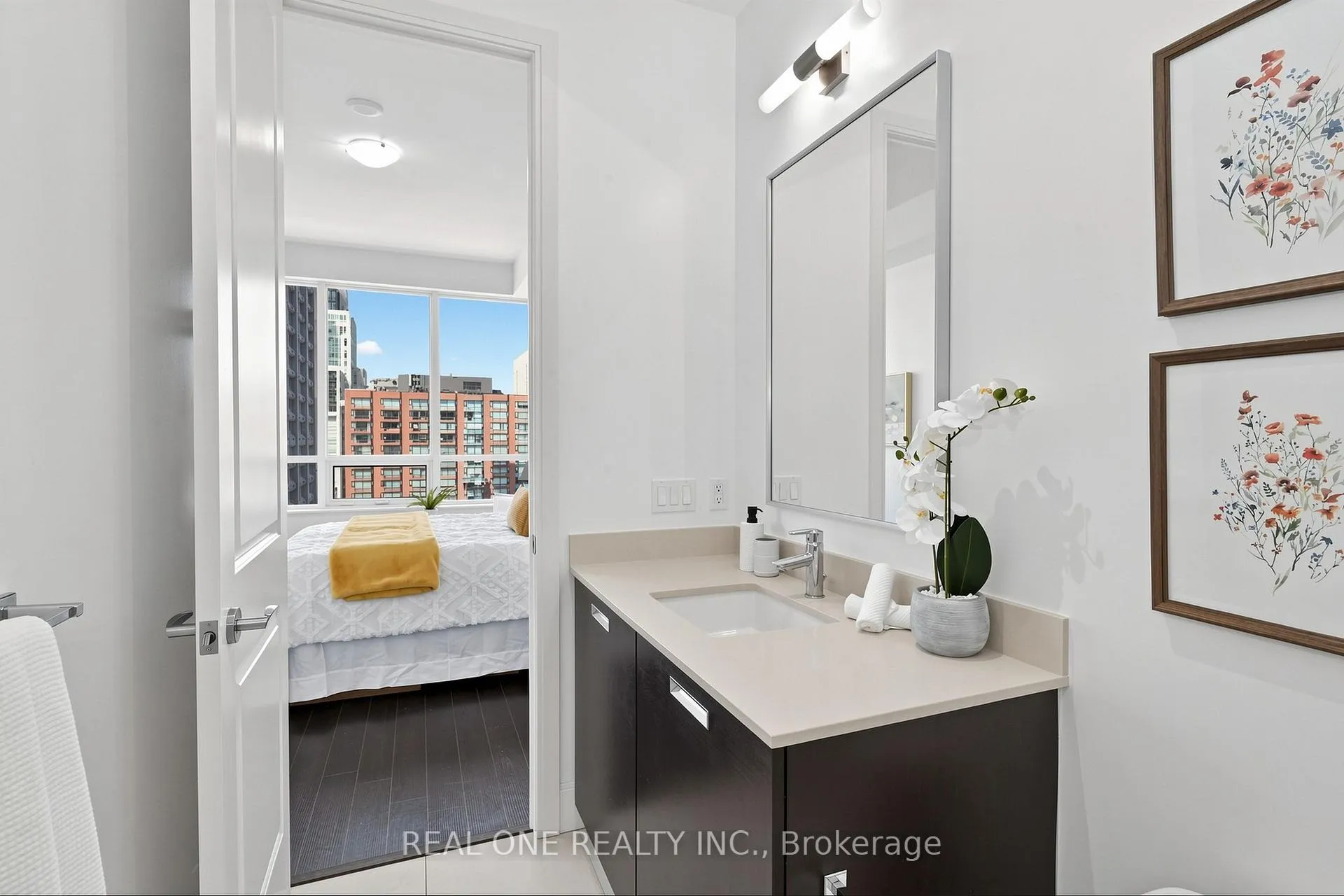 Photo 30 of Unit 1603, 21 Balmuto Street, Toronto, Bay Street Corridor — HOMEH