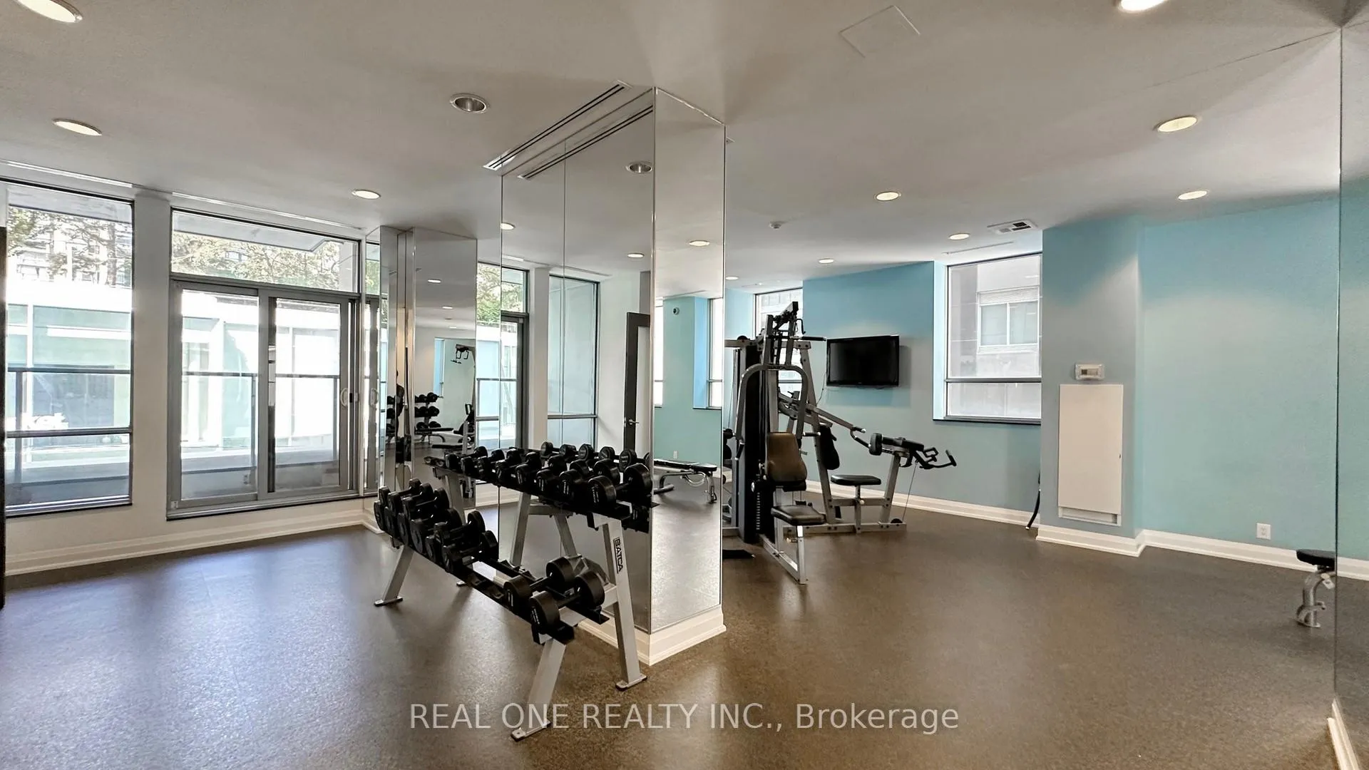 Photo 45 of Unit 1603, 21 Balmuto Street, Toronto, Bay Street Corridor — HOMEH