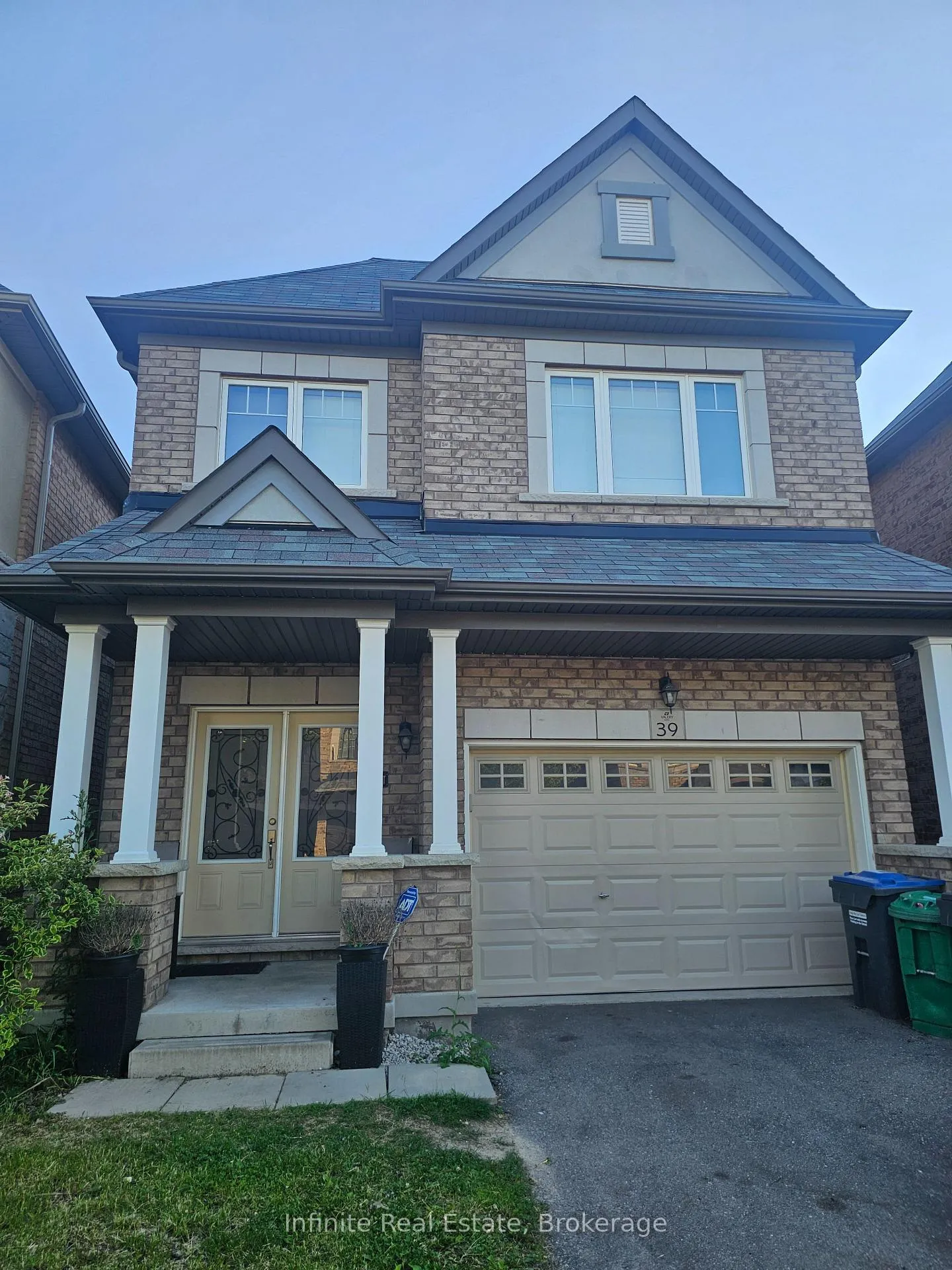Photo 1 of 39 Lola Crescent, Brampton, Northwest Brampton — HOMEH