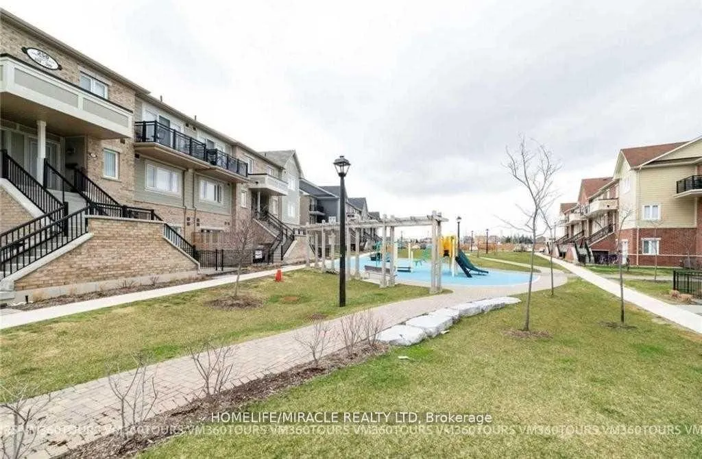 Photo 2 of Unit 155, 250 Sunny Meadow Boulevard, Brampton, Sandringham-Wellington — HOMEH