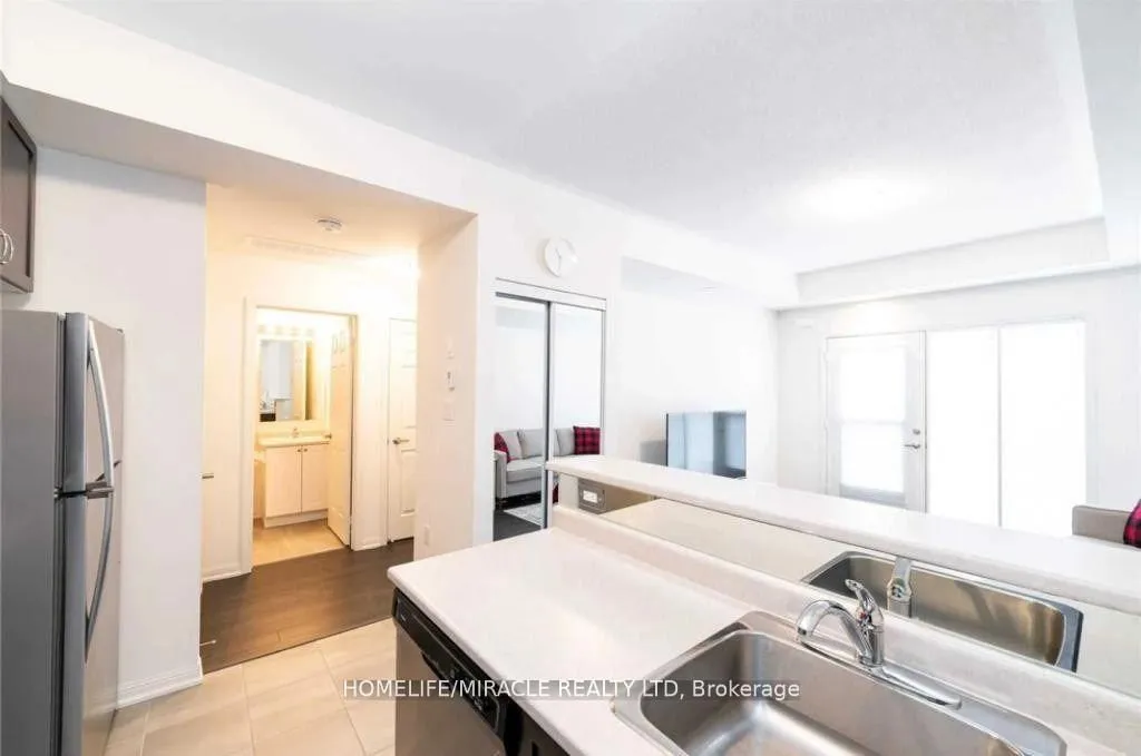 Photo 9 of Unit 155, 250 Sunny Meadow Boulevard, Brampton, Sandringham-Wellington — HOMEH