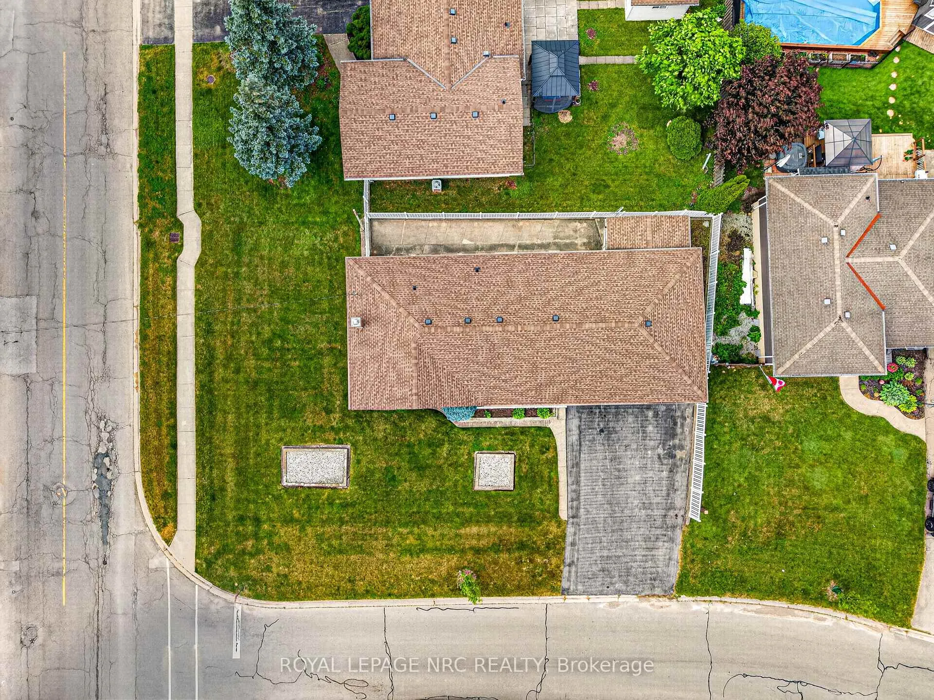 Photo 6 of 69 Royal Road, Port Colborne, Main Street — HOMEH