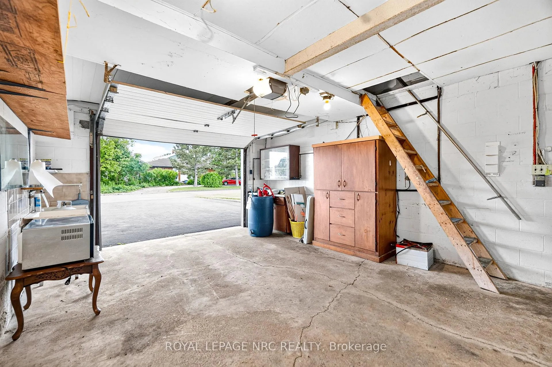 Photo 33 of 69 Royal Road, Port Colborne, Main Street — HOMEH