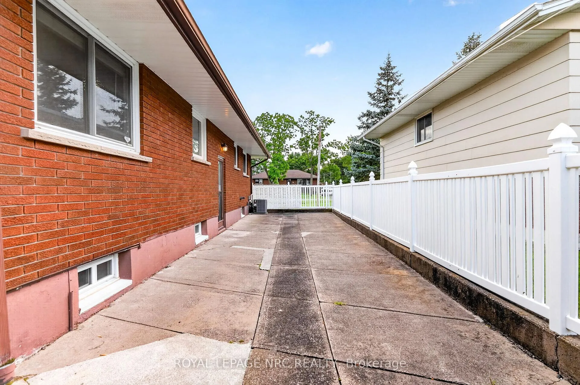 Photo 37 of 69 Royal Road, Port Colborne, Main Street — HOMEH