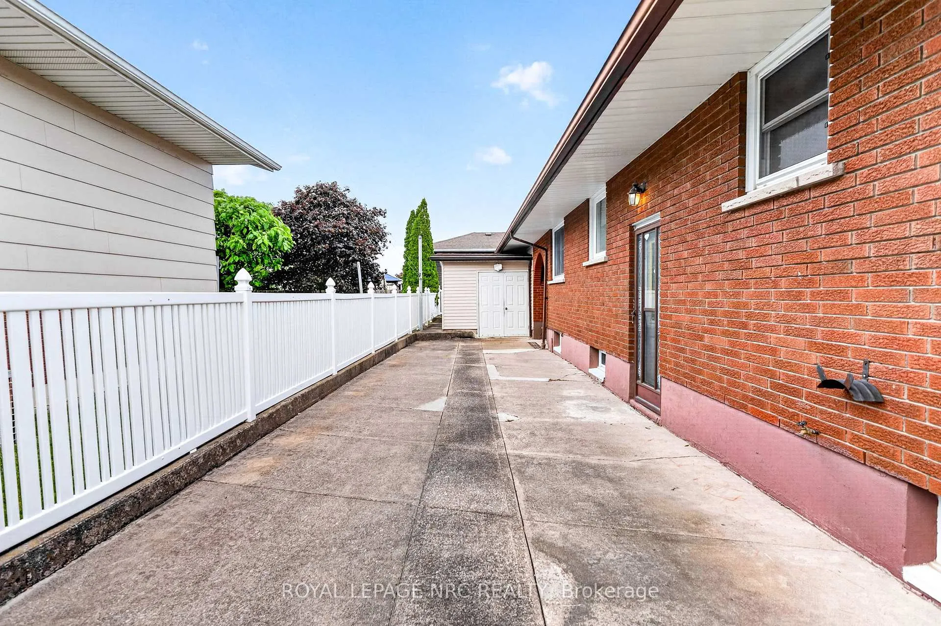 Photo 38 of 69 Royal Road, Port Colborne, Main Street — HOMEH