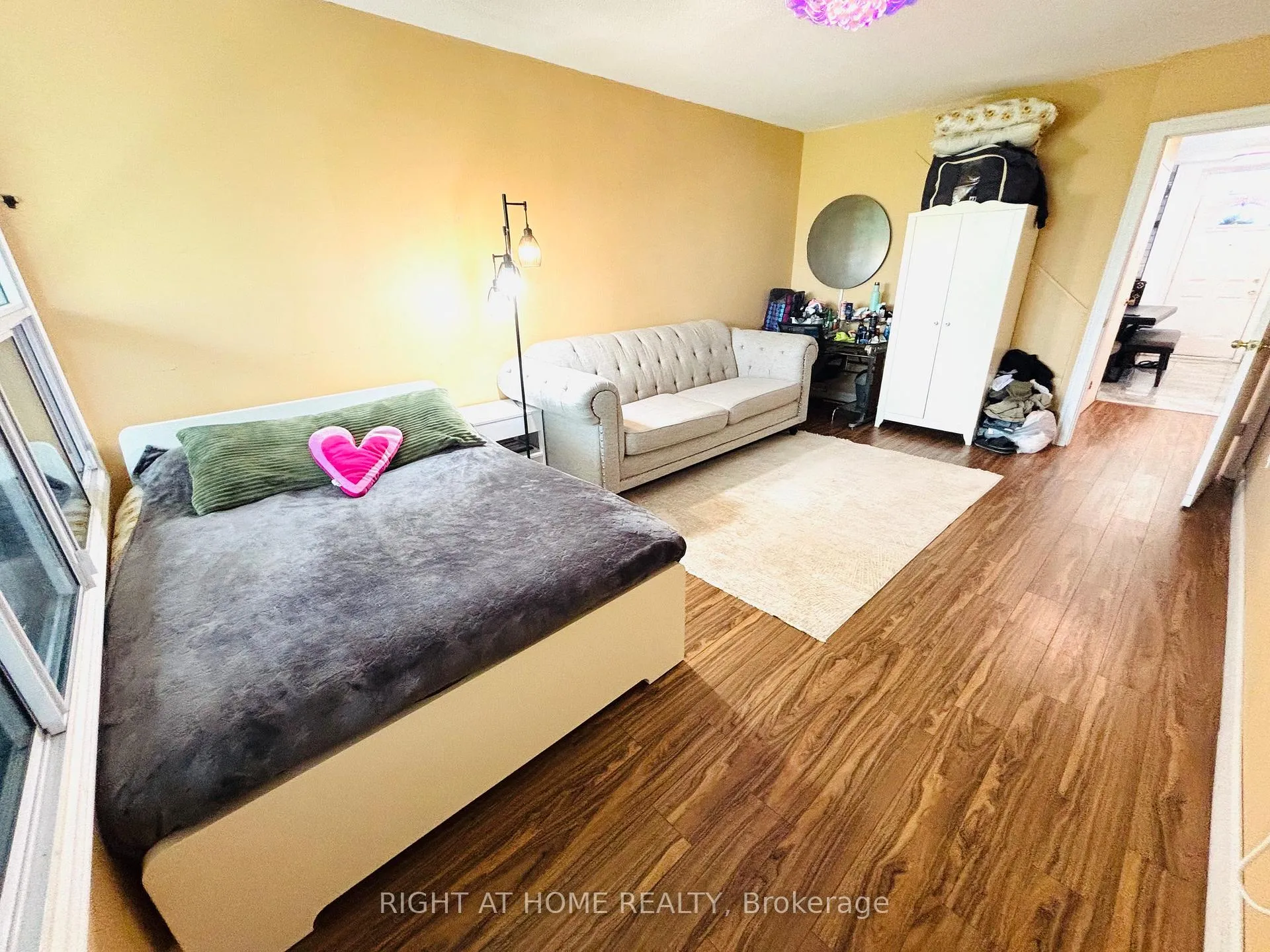 Photo 8 of Unit 315, 95 Leeward Glenway, Toronto, Flemingdon Park — HOMEH