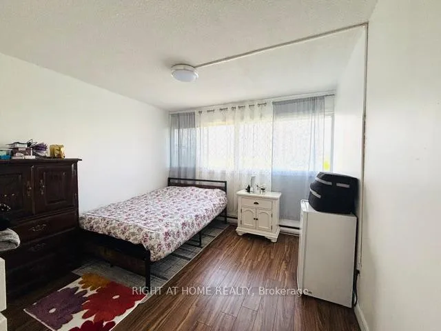 Photo 12 of Unit 315, 95 Leeward Glenway, Toronto, Flemingdon Park — HOMEH
