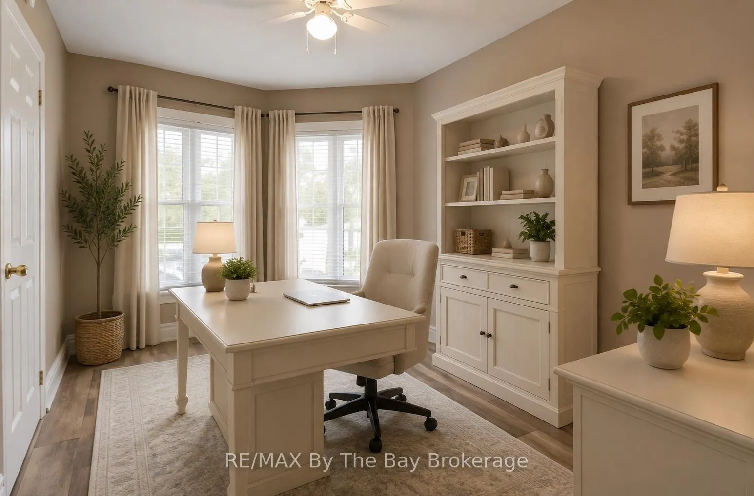 Photo 20 of 54 Fairway Crescent, Wasaga Beach — HOMEH