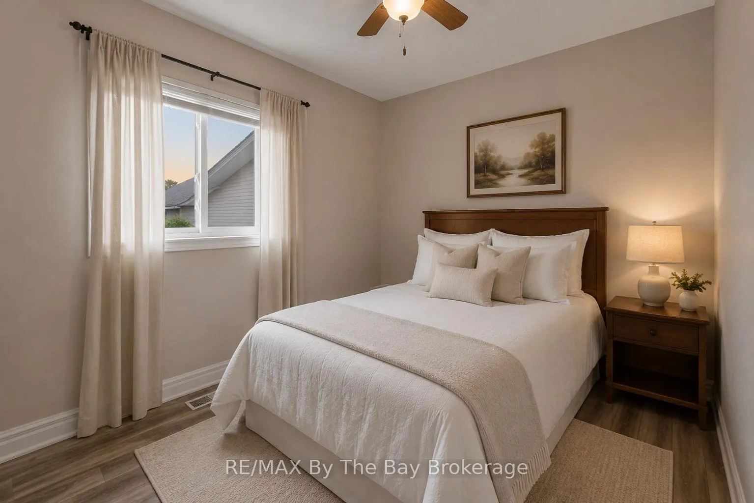 Photo 22 of 54 Fairway Crescent, Wasaga Beach — HOMEH