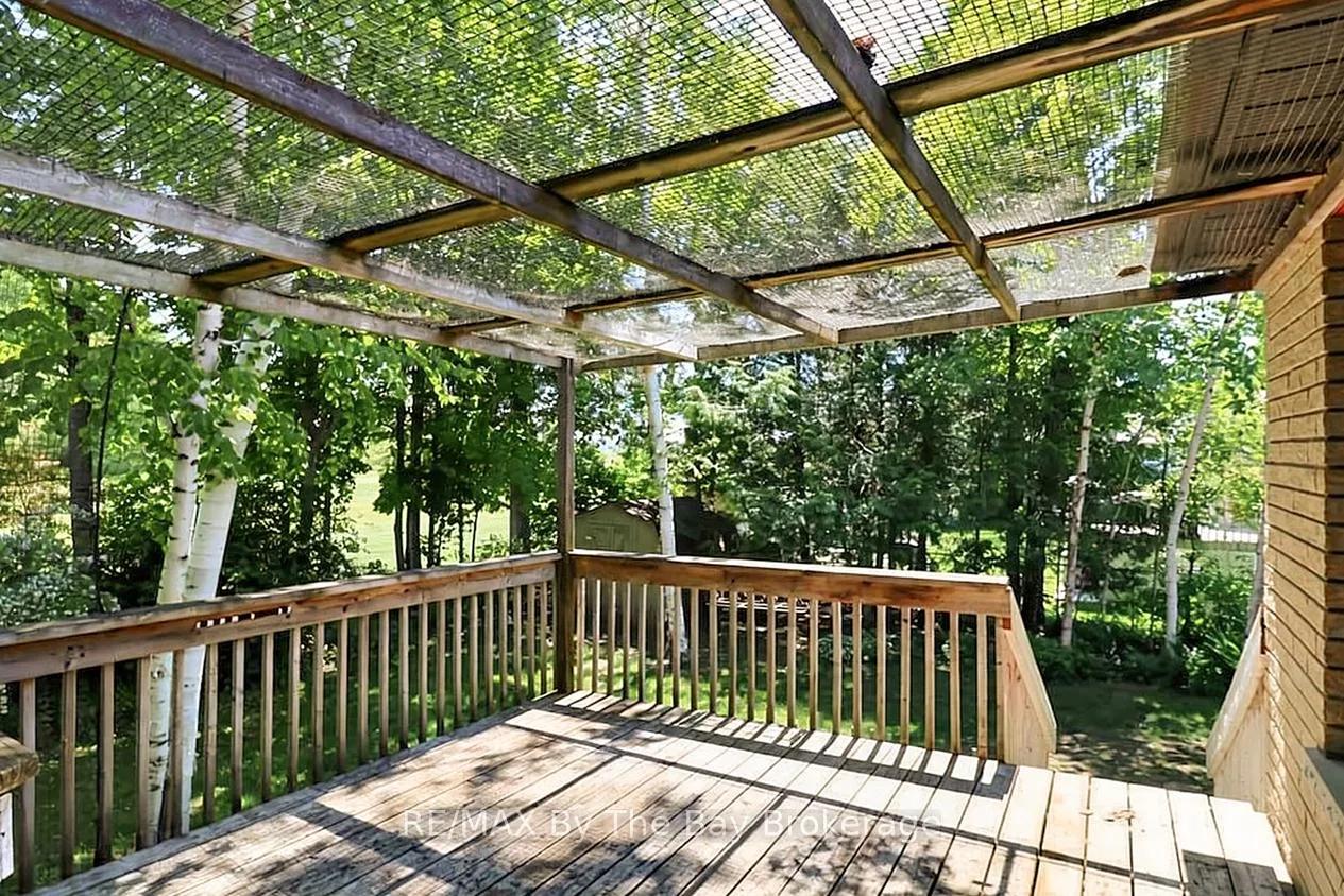 Photo 39 of 54 Fairway Crescent, Wasaga Beach — HOMEH