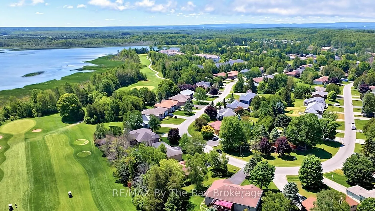 Photo 49 of 54 Fairway Crescent, Wasaga Beach — HOMEH