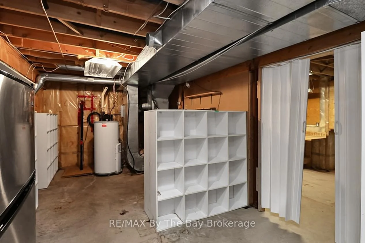 Photo 26 of 54 Fairway Crescent, Wasaga Beach — HOMEH
