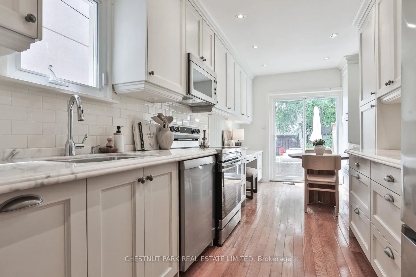 Photo 8 of 227 Bowood Avenue, Toronto, Lawrence Park North — HOMEH