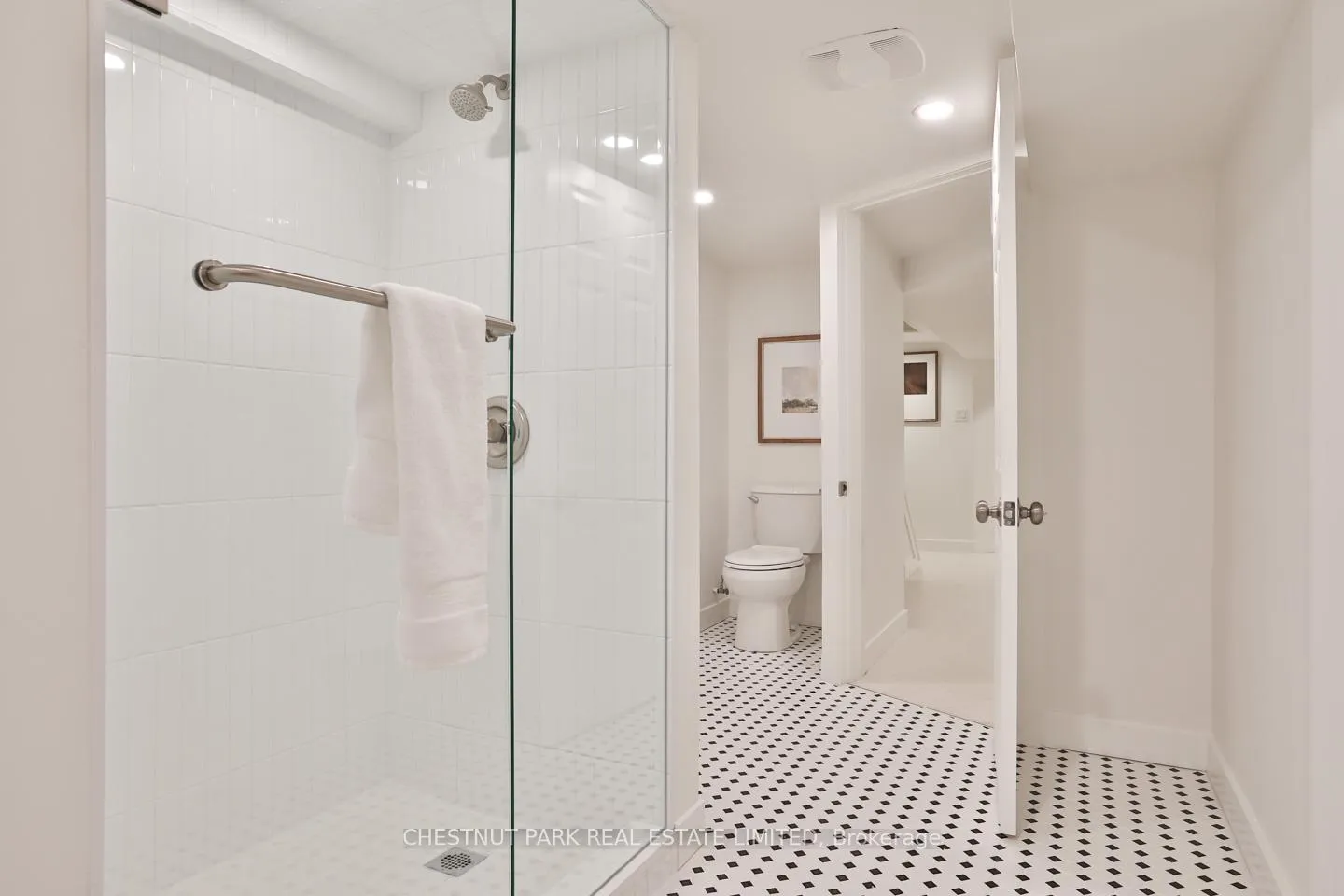 Photo 22 of 227 Bowood Avenue, Toronto, Lawrence Park North — HOMEH