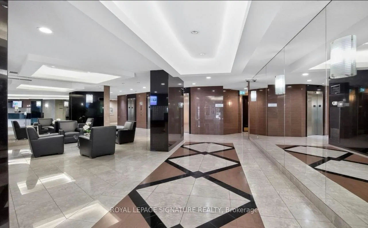 Photo 2 of Unit 1003, 7250 Yonge Street, Vaughan, Crestwood-Springfarm-Yorkhill — HOMEH