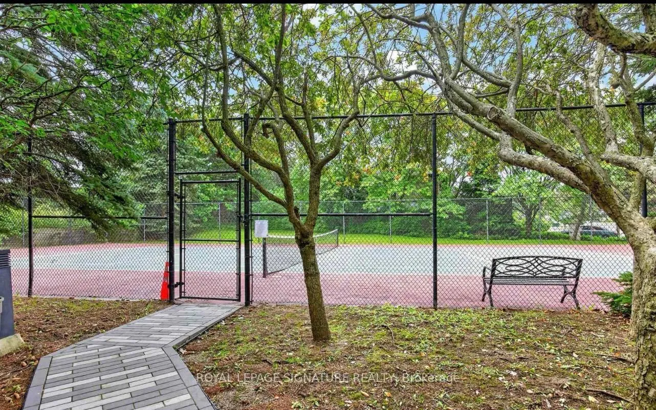 Photo 6 of Unit 1003, 7250 Yonge Street, Vaughan, Crestwood-Springfarm-Yorkhill — HOMEH