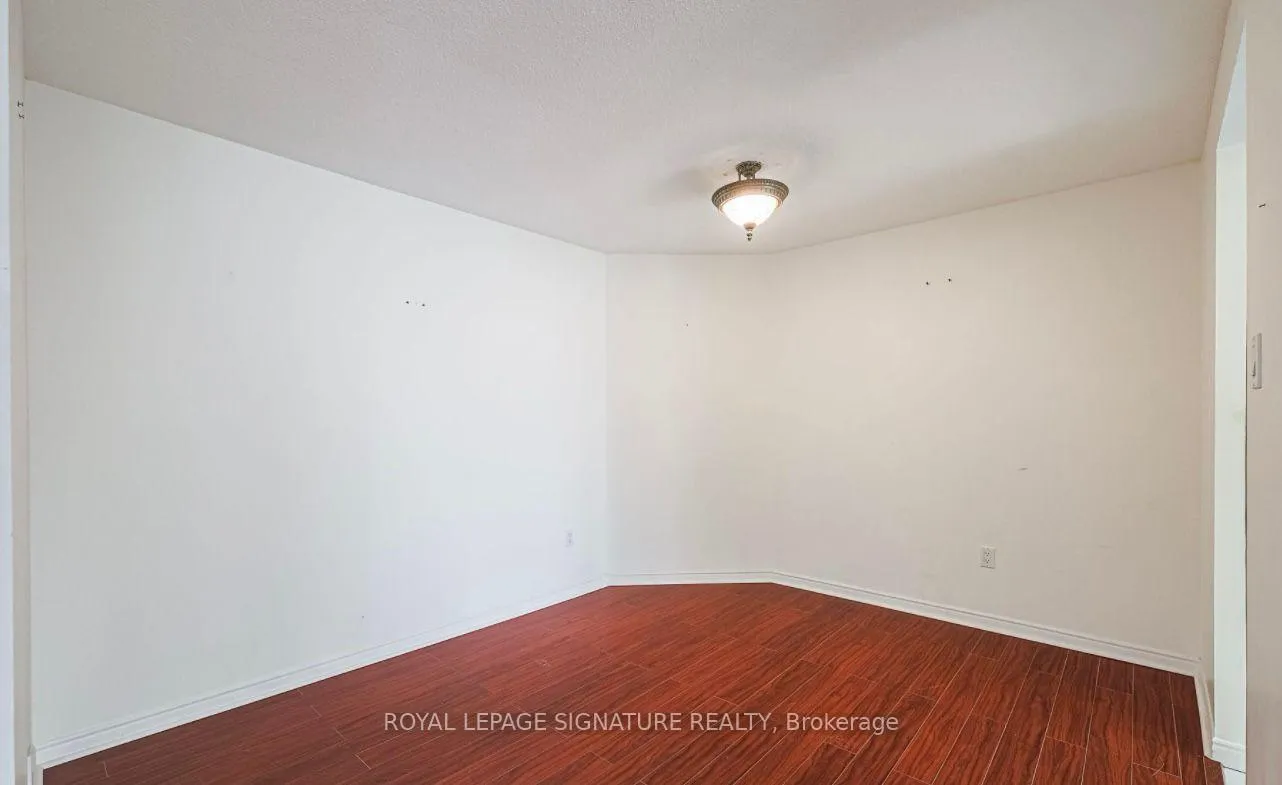 Photo 14 of Unit 1003, 7250 Yonge Street, Vaughan, Crestwood-Springfarm-Yorkhill — HOMEH