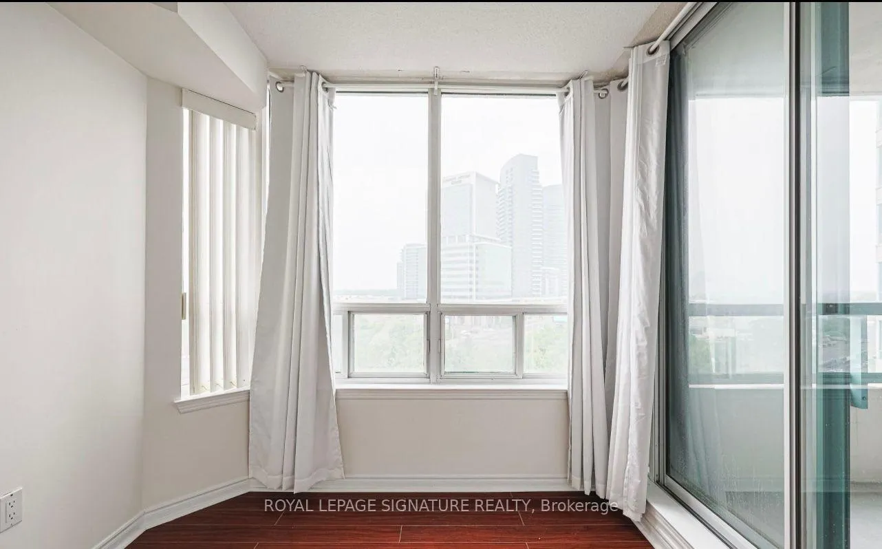 Photo 30 of Unit 1003, 7250 Yonge Street, Vaughan, Crestwood-Springfarm-Yorkhill — HOMEH