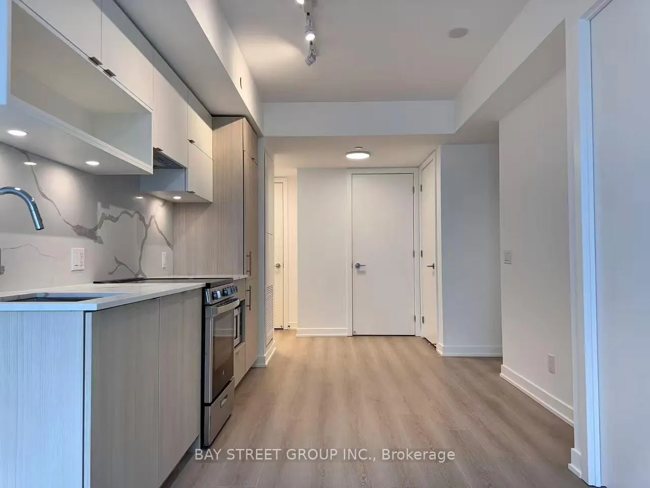 Photo 5 of Unit 2001, 100 Queen Street E, Toronto, Church-Yonge Corridor — HOMEH