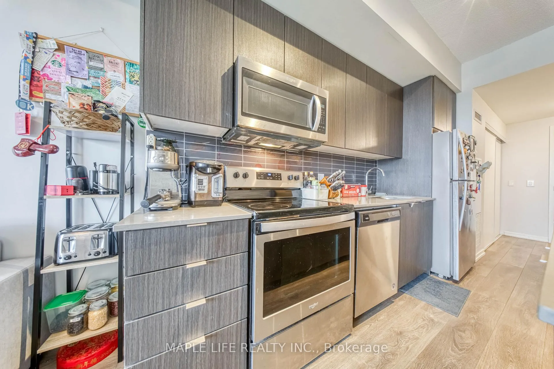 Photo 14 of Unit 804, 3237 Bayview Avenue, North York, Bayview Woods-Steeles — HOMEH