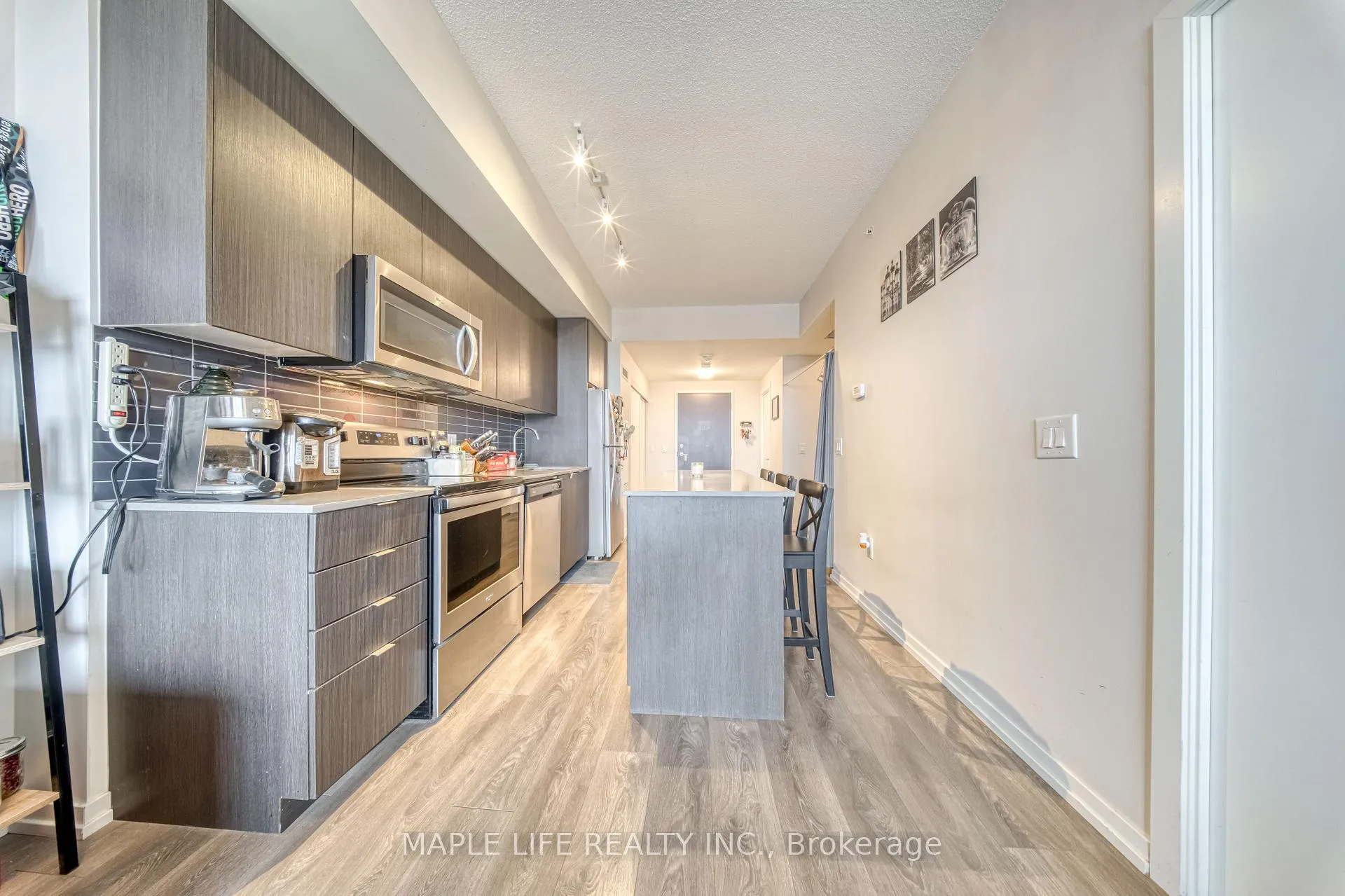 Photo 16 of Unit 804, 3237 Bayview Avenue, North York, Bayview Woods-Steeles — HOMEH