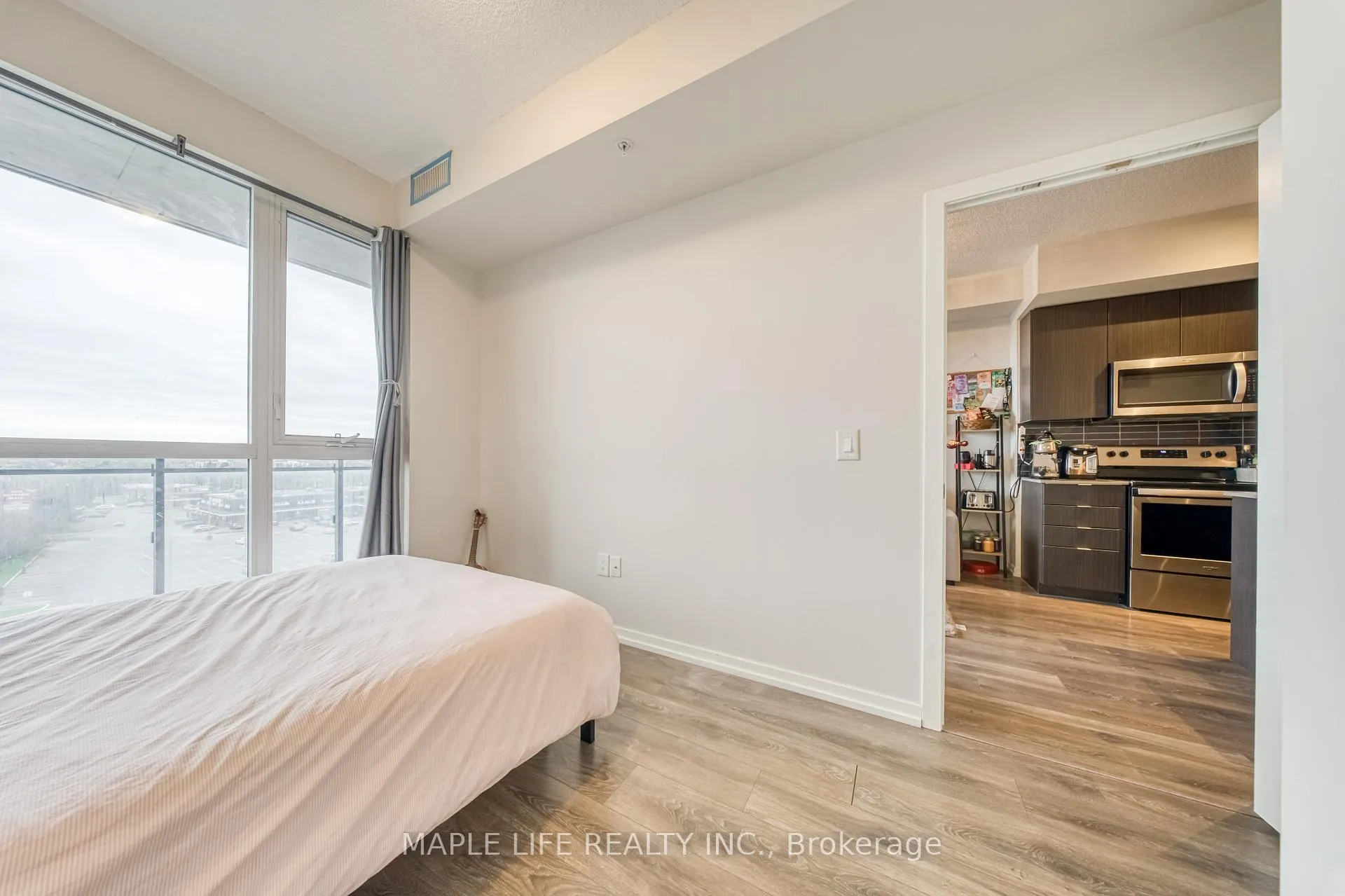 Photo 26 of Unit 804, 3237 Bayview Avenue, North York, Bayview Woods-Steeles — HOMEH