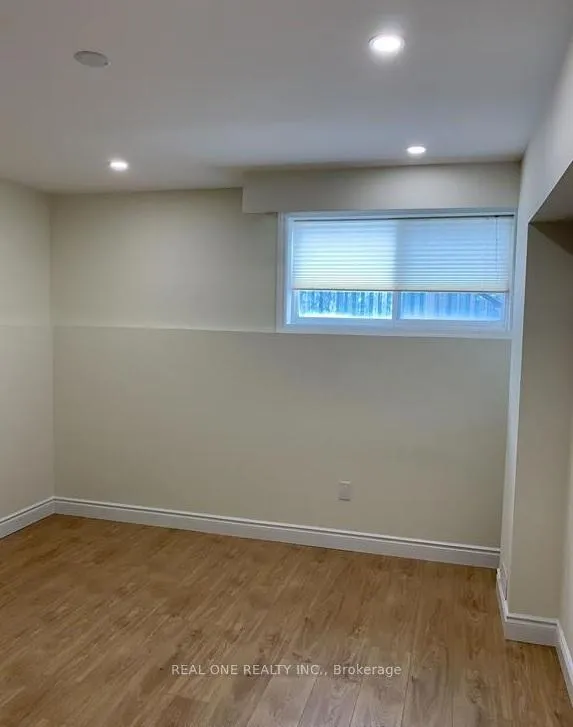 Photo 4 of Unit Basement, 18 Leggott Avenue, Barrie, Painswick North — HOMEH