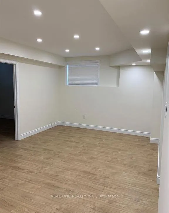 Photo 5 of Unit Basement, 18 Leggott Avenue, Barrie, Painswick North — HOMEH
