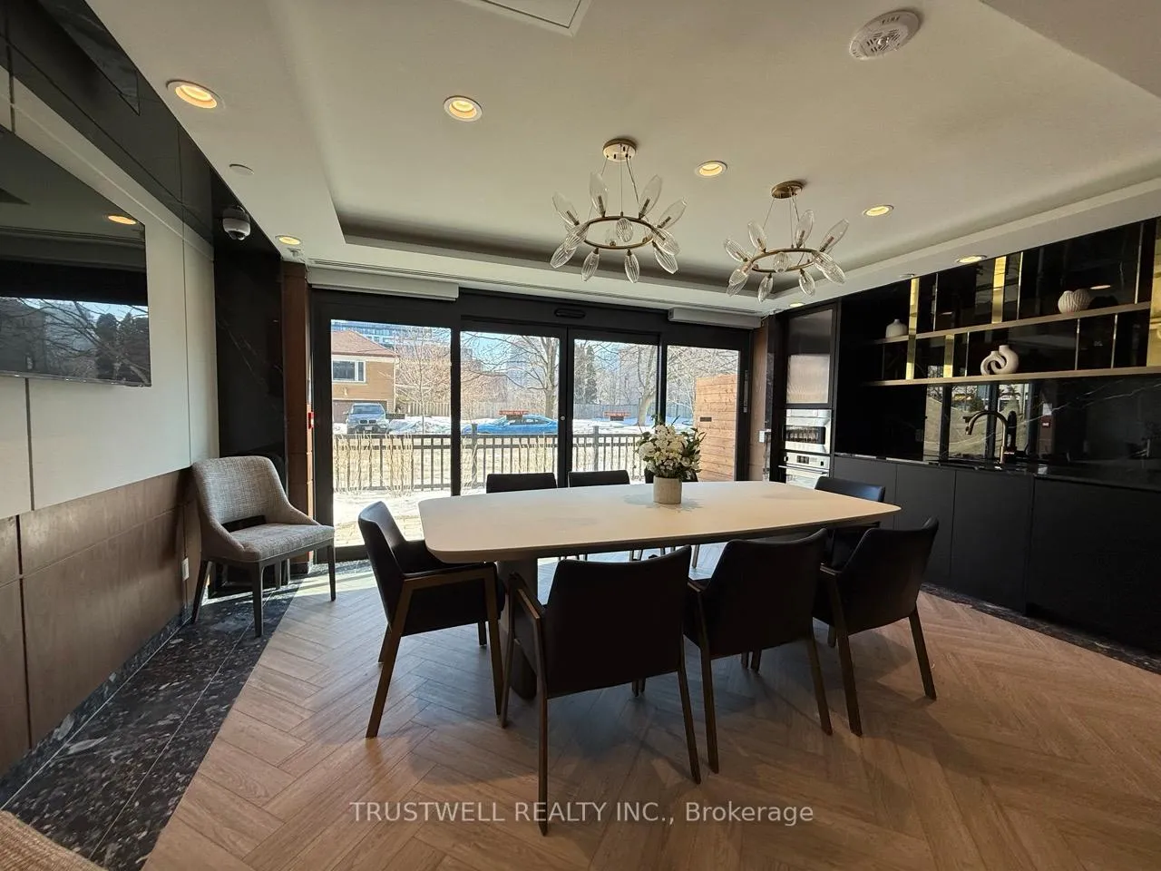 Photo 23 of Unit 503, 6 Greenbriar Road, North York, Bayview Village — HOMEH