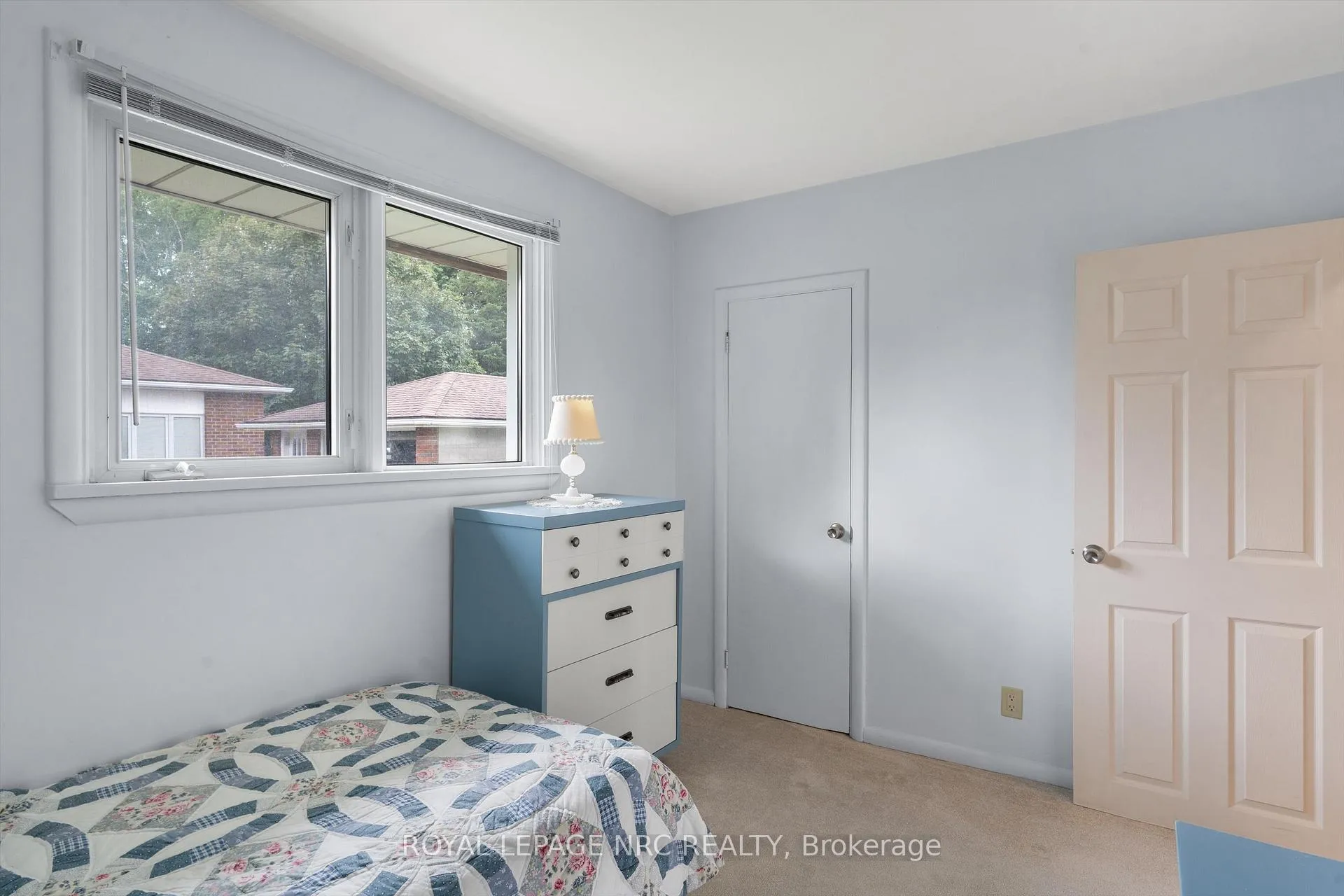 Photo 15 of 6502 Brock Street, Niagara Falls, Stamford — HOMEH